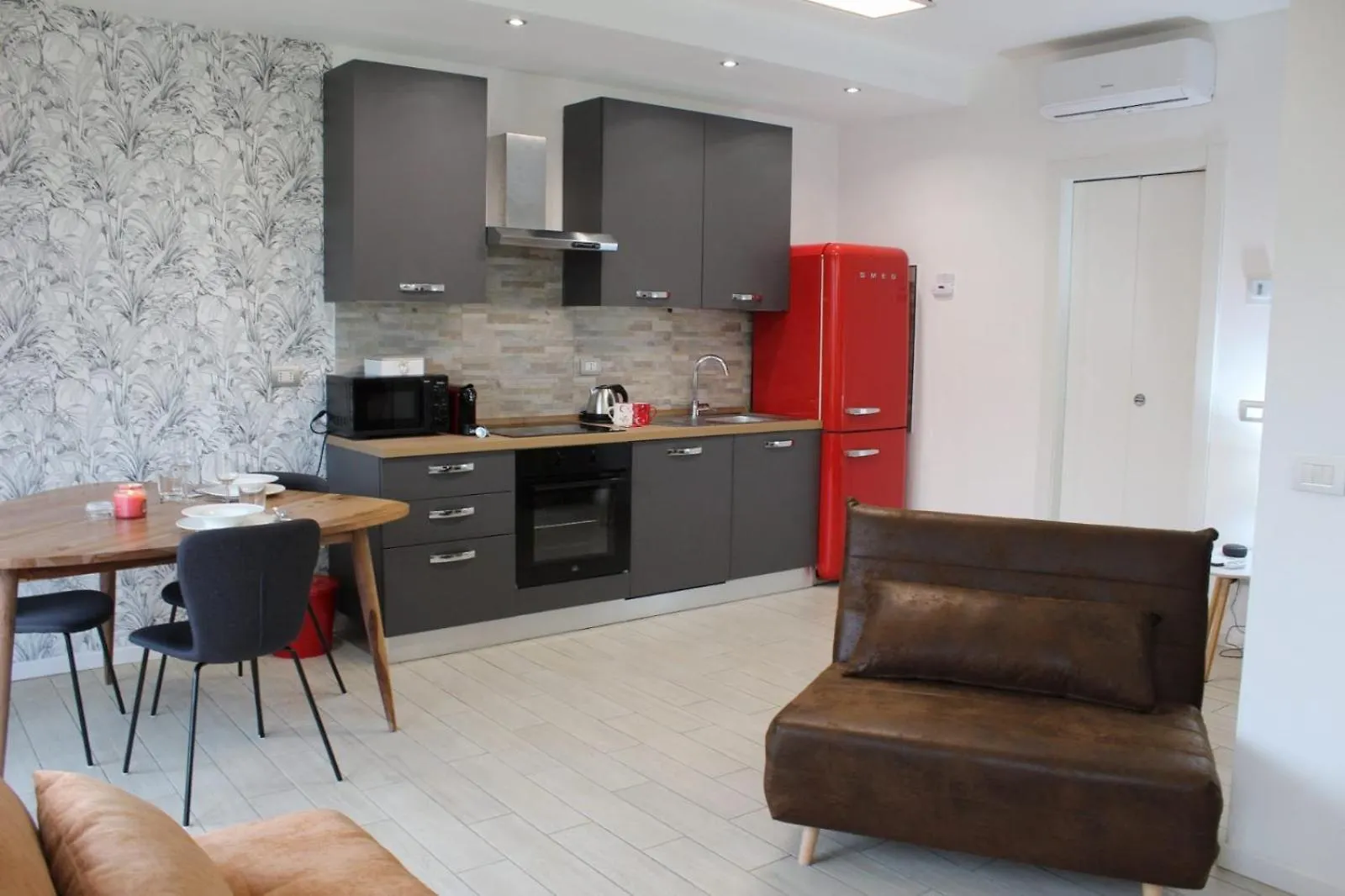 Domus Milano Sul Naviglio-Free Parking-Nocitytax تريتْسانو سول نافيليِِ إيطاليا
